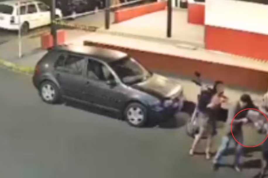Corpo de homem morto a tiros por policial penal em bar é sepultado em Araçatuba
