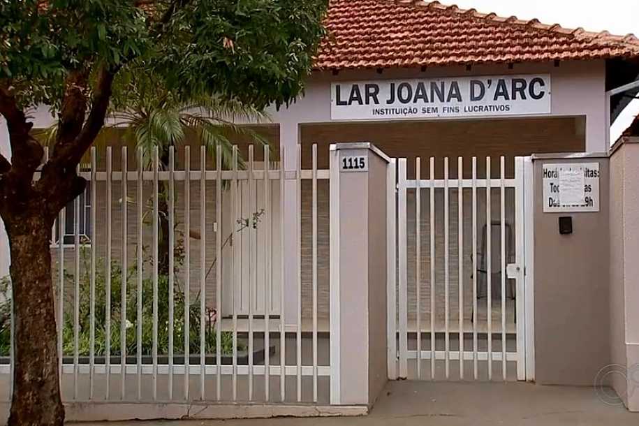 Ministério Público acompanha situação em asilo de Tabapuã após seis idosos morrerem com Covid-19