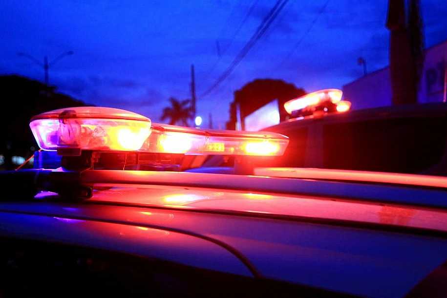 Mototaxista apanha ao tentar defender morador de rua de espancamento
