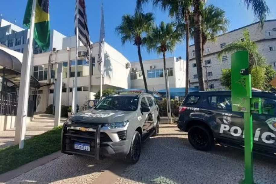 Operação Rei do Pix: empresa contratada por R$ 100 mil para hidratar poltronas nunca executou serviço, aponta MP