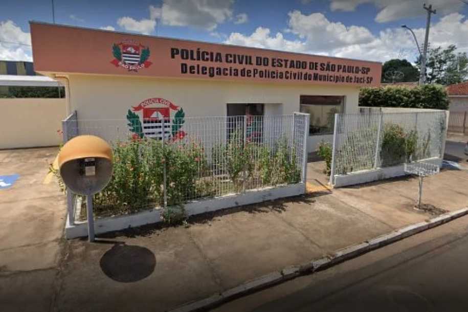 Mulher sofre corte na orelha e é agredida com chutes e socos pelo marido durante briga no interior de SP