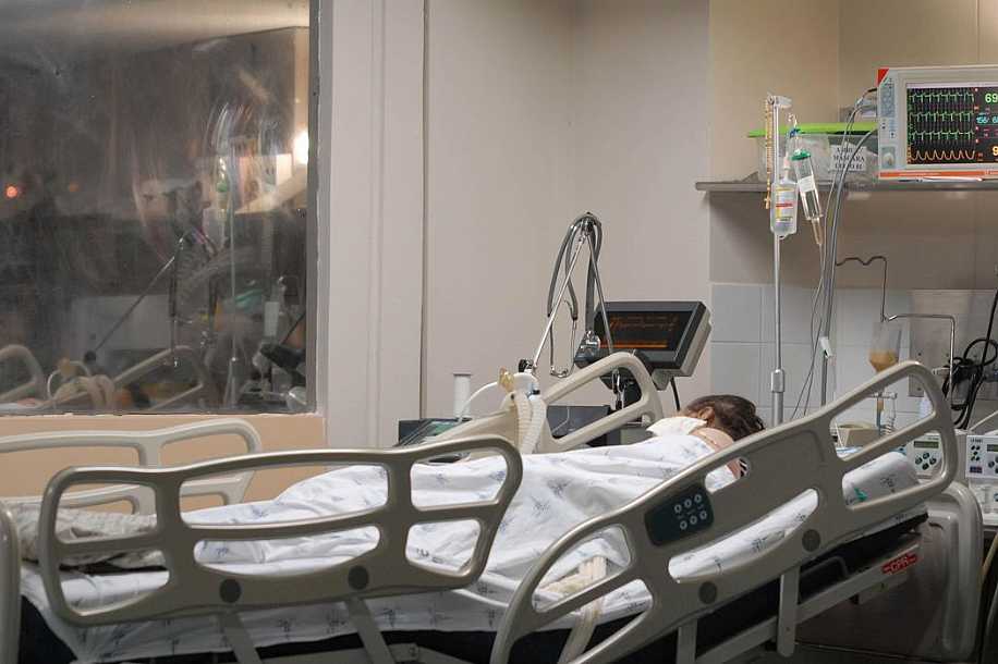 SP: Ocupação de leitos em hospitais privados do estado está em queda, diz estudo