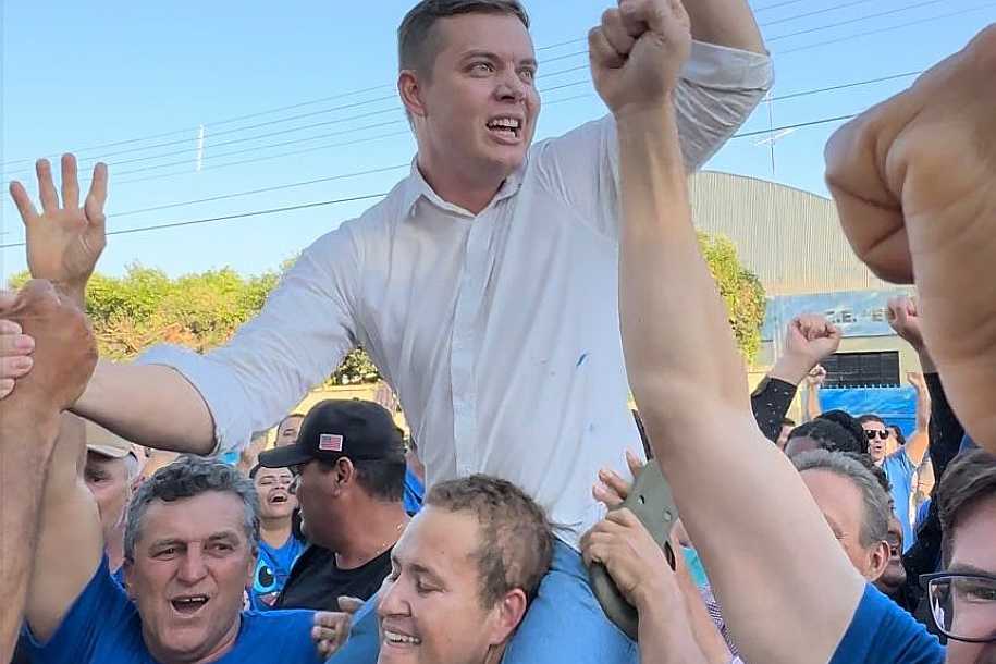 Reginaldo Marcomini é reeleito prefeito de Macedônia com expressiva diferença de votos e promete continuidade ao desenvolvimento da cidade
