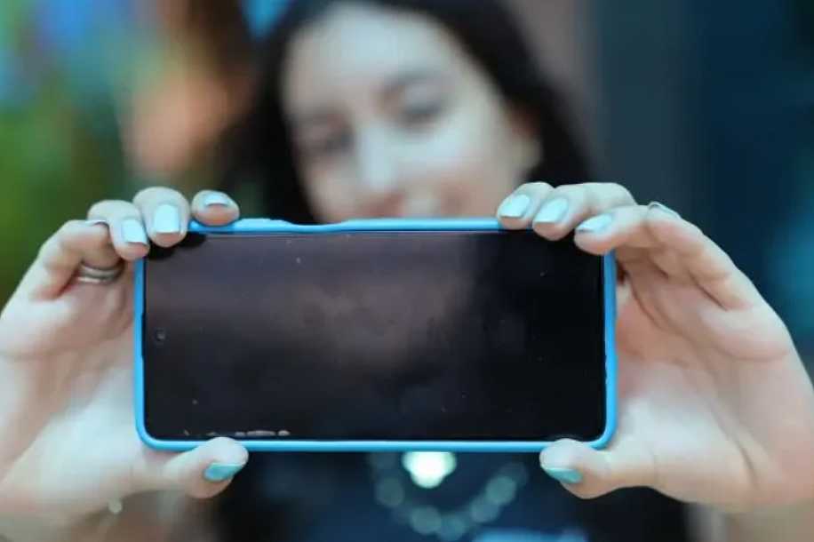 Celular Seguro começa a emitir alerta de bloqueio de aparelhos