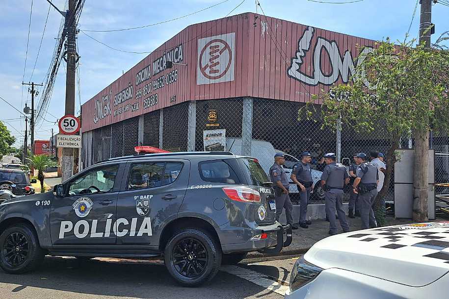 Homem é assassinado com tiros de fuzil em Rio Preto