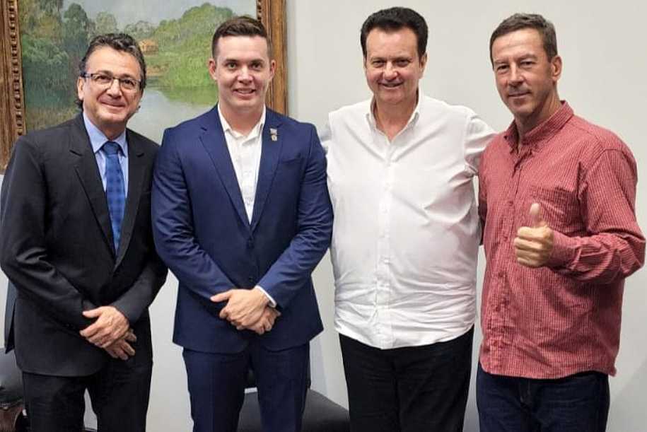 Kassab garante pavimentação da rodovia entre Macedônia e Indiaporã