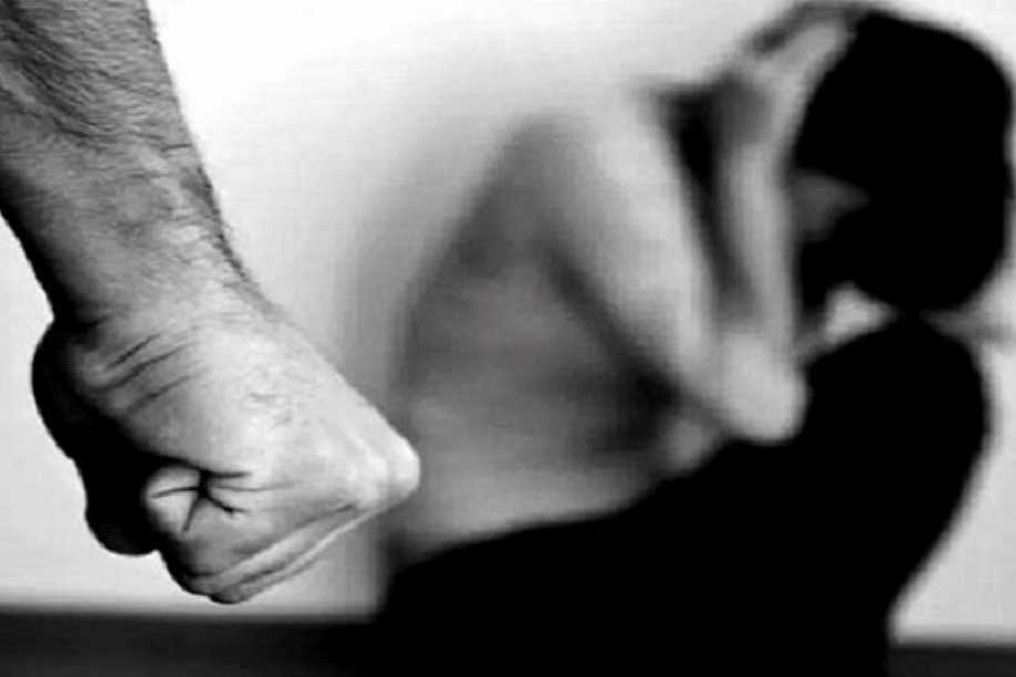 Mulher se nega a dar dinheiro para o marido beber e é agredida com socos e chutes
