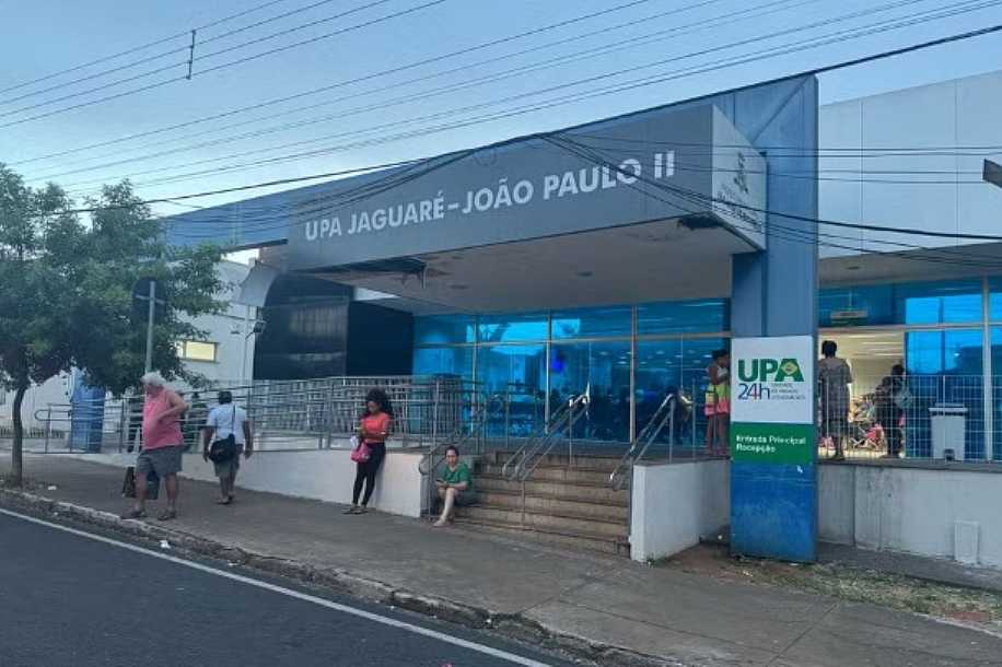 Paciente ameaça vigilante e bebe álcool em gel em unidade de saúde em Rio Preto
