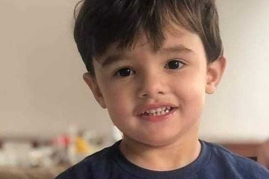 Polícia prende mãe de menino de 3 anos que teria sido espancado até a morte
