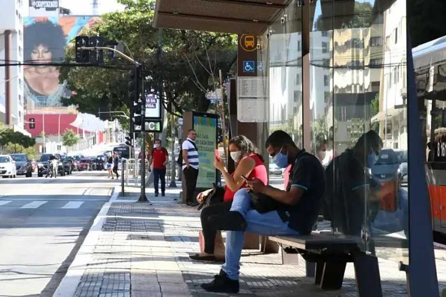 Governo do Estado recomenda uso de máscara devido a fumaças e poluição