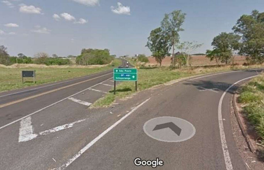 Motorista é encontrado morto ao lado de carro em rodovia