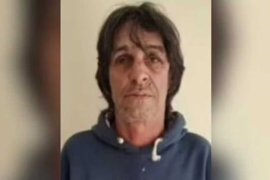 Homem é preso após matar colega esganado e dormir ao lado do corpo no interior de SP