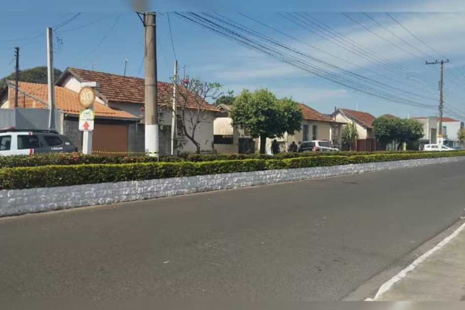 Homem é morto a tiros em avenida de Cedral