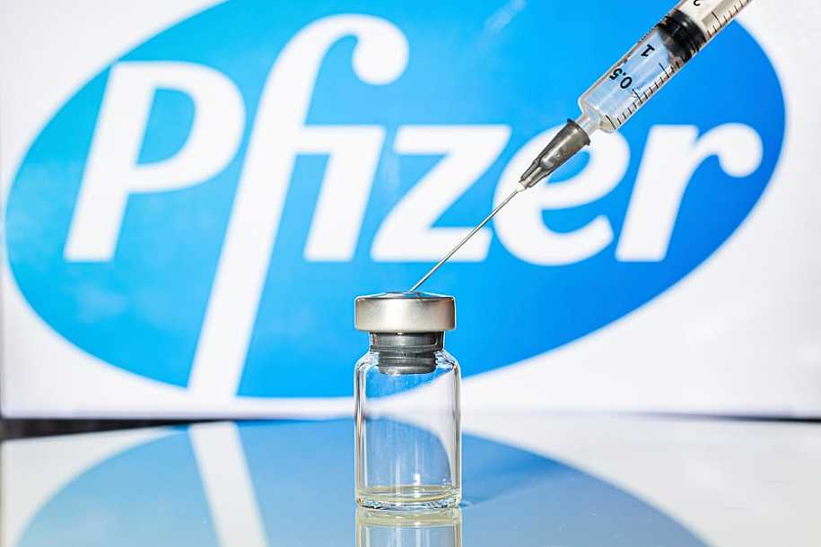 Eficácia da terceira dose da Pfizer cai depois de 4 meses, diz estudo