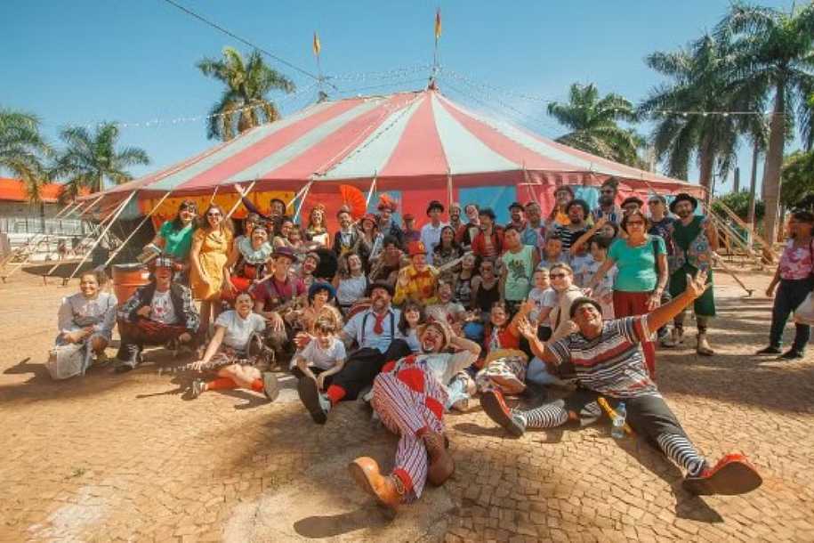 Encontro internacional de palhaços reúne 60 artistas e tem mais de 30 atrações gratuitas em Fernandópolis