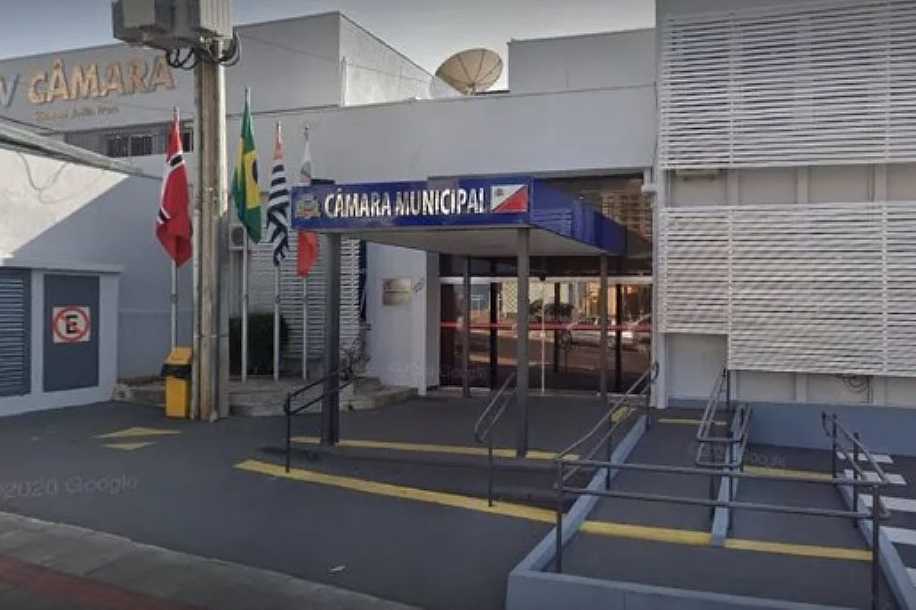 Vereadores de Rio Preto aprovam projeto que autoriza enterro de animais domésticos em cemitérios da cidade