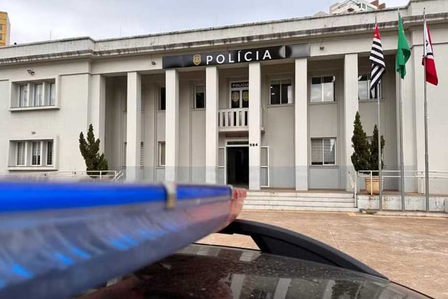 Homem de 42 anos é morto com tiro no peito na porta de casa no noroeste de SP
