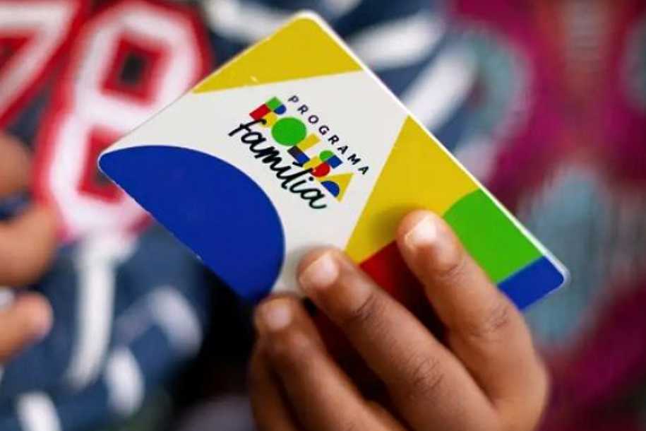 Reajuste do Bolsa Família será pago entre turnos da eleição