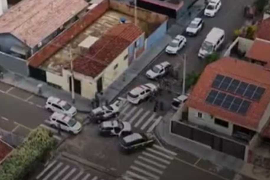 Suspeitos ouvem funk ´Ladrão de Carro´ e fazem declaração enquanto fogem da PM após roubar veículo: ´Te amo, parça´