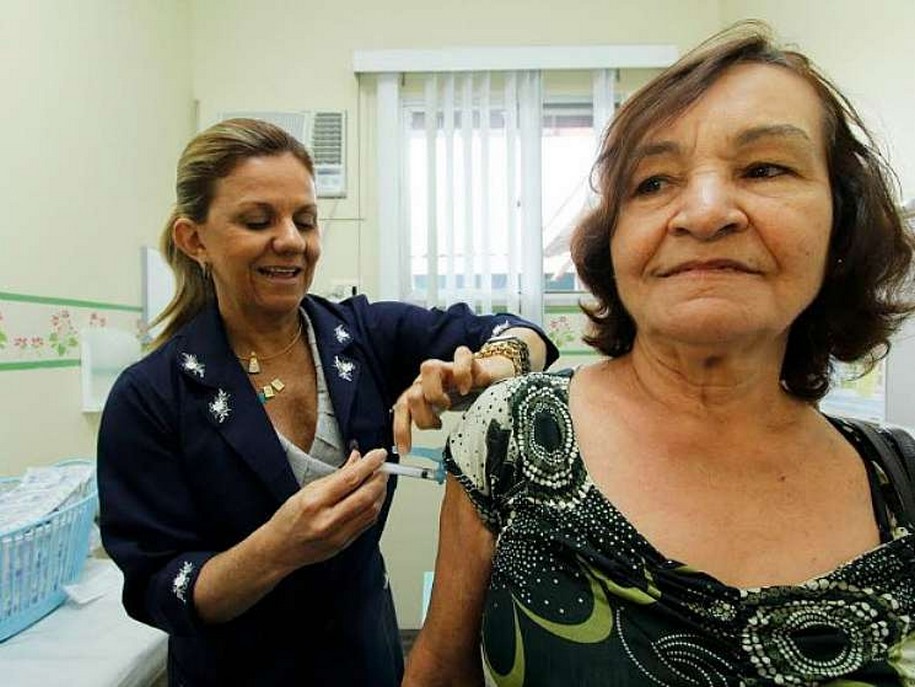 Secretaria de Saúde de Rio Preto vacina 18,2 mil contra gripe em 5 dias