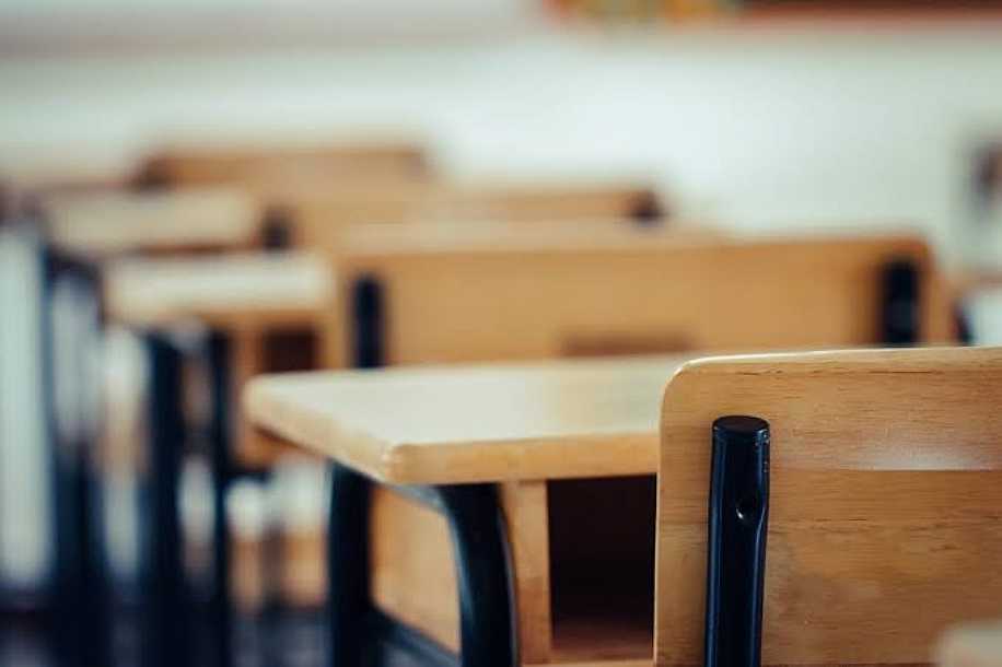 Taxa de abandono escolar no Ensino Médio na rede pública mais que dobra em 2021, aponta Inep