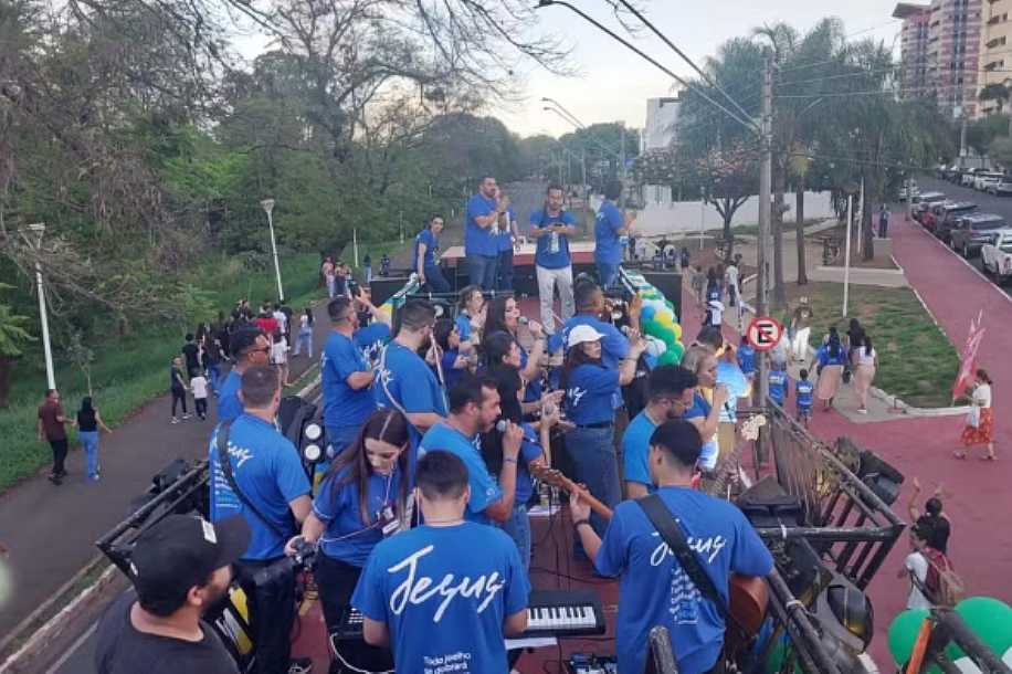 Rio Preto recebe ´Marcha para Jesus´ com show de Fernanda Brum e trio elétrico