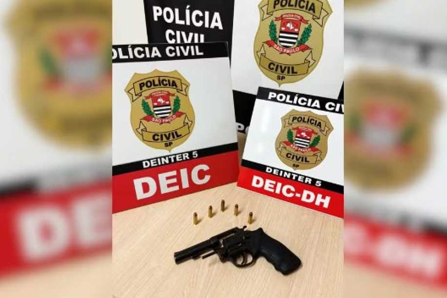 Polícia apreende arma usada no assassinato de motorista de aplicativo escondida entre brinquedos de criança em Rio Preto