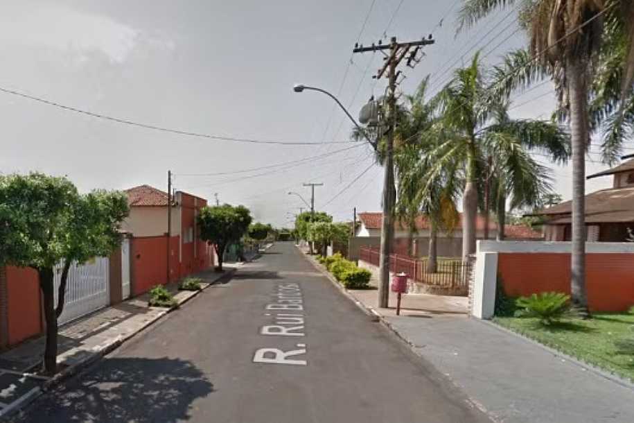 Mulher é assassinada com golpes de faca em Neves Paulista
