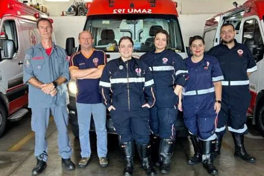 SAMU de Fernandópolis realiza parto de emergência dentro de ambulância