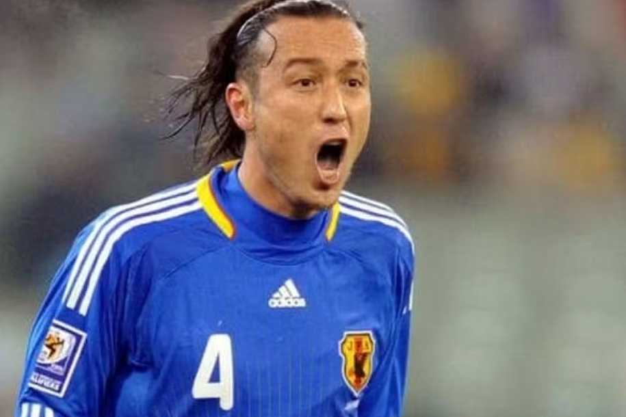 Brasileiro ídolo da Seleção do Japão passa carreira a limpo e revela para quem torcerá na Copa