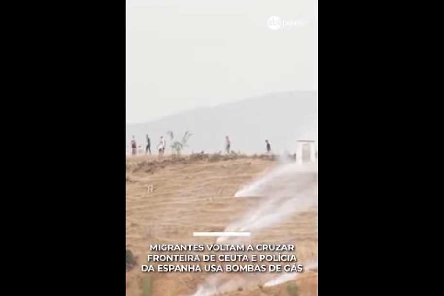 Migrantes voltam a entrar em Ceuta; polícia reage com gás