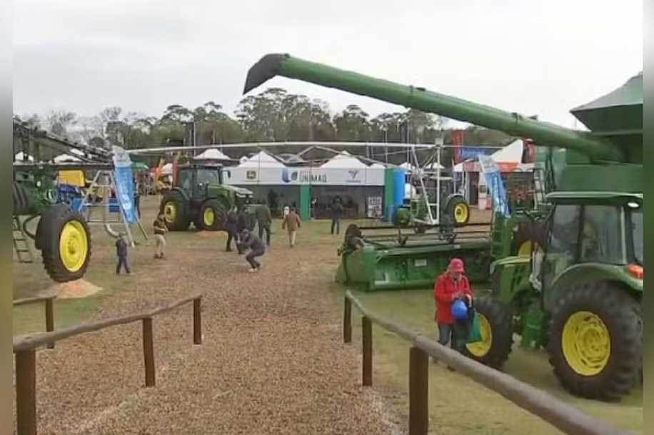 Irrigashow reúne 5 mil visitantes em Paranapanema