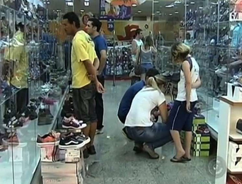 Associação Comercial abre 550 vagas temporárias em Votuporanga