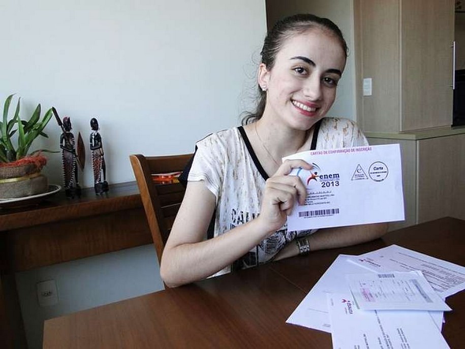Jovem que trocou balé pela medicina conquista 1º lugar geral na UFMG