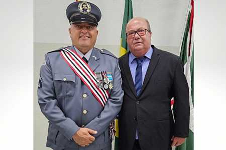 Valdir Semensati e Tomate são empossados prefeito e vice em Palmeira d’Oeste