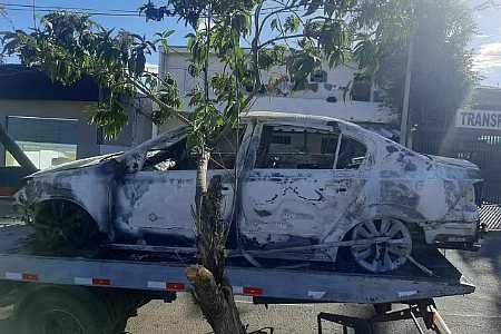 Polícia prende segundo suspeito de executar homem e queimar o veículo em Rio Preto