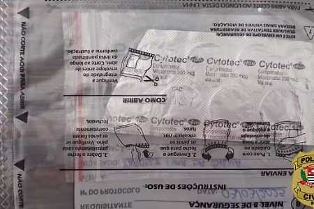 Auxiliar de cozinha é presa suspeita de vender medicamentos abortivos em Birigui