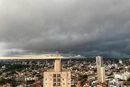Interior de SP tem alerta para ventos intensos, chuva e granizo; veja a previsão do Inmet