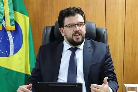 Ex-assessor de Lula diz ter feito empréstimo com Luchsinger