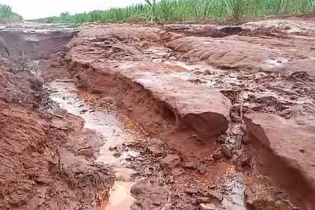 Chuva provoca estragos e interdição de acesso a bairros rurais de Castilho
