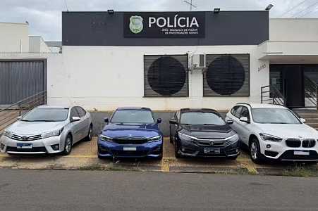 Polícia apreende veículos de luxo e investiga alunos de medicina suspeitos de integrar grupo especializado em emplacamentos irregulares
