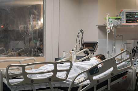 SP: Ocupação de leitos em hospitais privados do estado está em queda, diz estudo