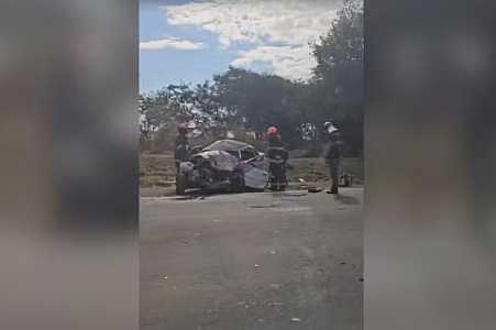 Homem morre após bater veículo de frente com caminhão em rodovia em Penápolis