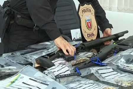 Empresário que teve R$ 210 mil dólares roubados é alvo de operação após a investigação apontar que a origem do dinheiro pode ser ilícita