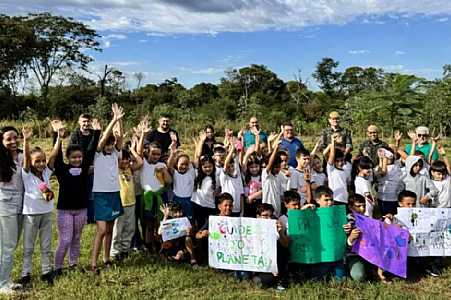Semana do Meio Ambiente contou com palestras, plantio de árvores e distribuição de mudas