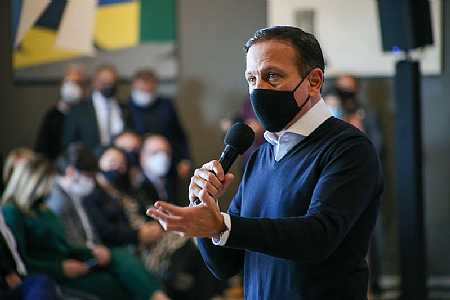 Doria vai reavaliar uso obrigatório de máscaras em São Paulo
