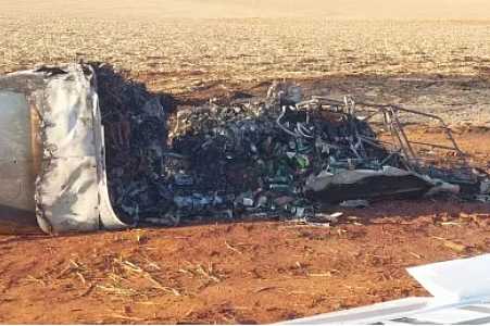 Avião de pequeno porte pega fogo após pouso forçado no noroeste de SP