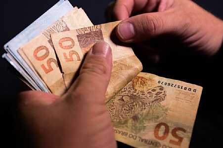 SP inicia oferta de R$ 100 milhões em crédito para pequenos negócios