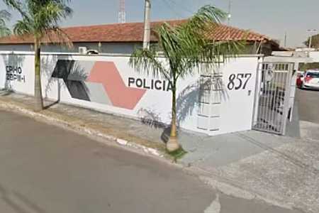 Mulher denuncia ex-companheira por invadir casa e agredi-la para conseguir senha de rede social