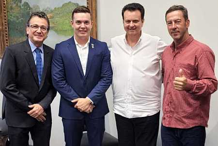 Kassab garante pavimentação da rodovia entre Macedônia e Indiaporã